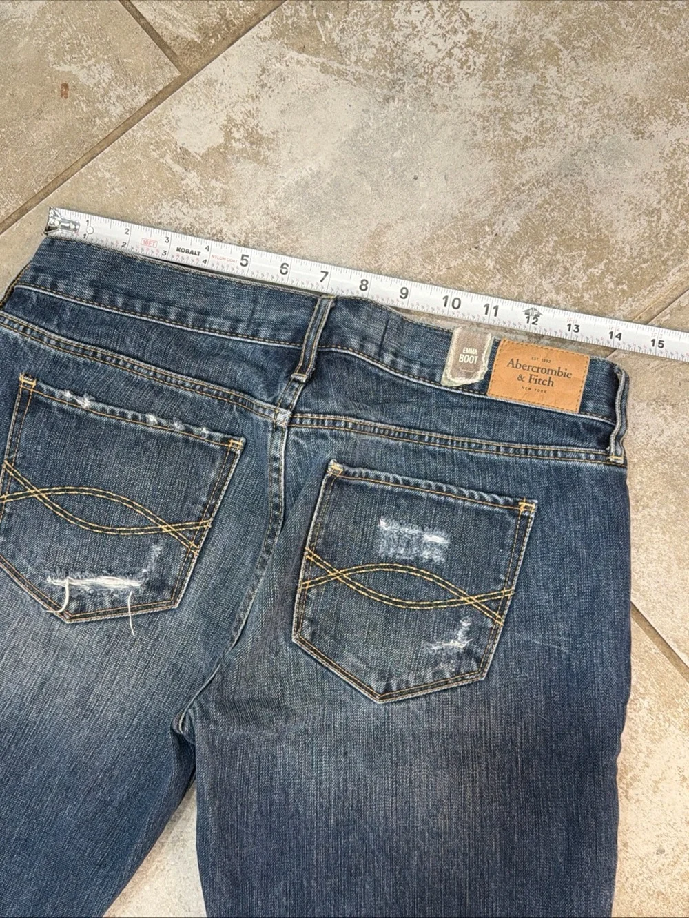 NWT Abercrombie And Fitch Emma Bootcut Distressed Jeans Size 6R